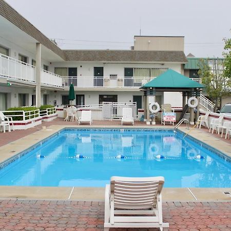 Ebb Tide Suites Ocean City Exterior photo